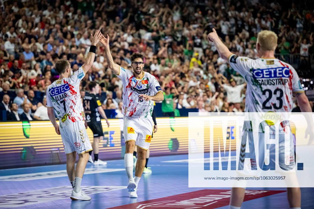 Handball Cologne 15 06 2025 EHF Final4 2025 Champions League Championsleague Final Füchse Berlin SC Magdeburg Serradilla Cuenca Antonio Magdeburg, No 15 Claar Felix Magdeburg, No 07 Jensen Magnus Saugstrup Magdeburg, No 23 jubel