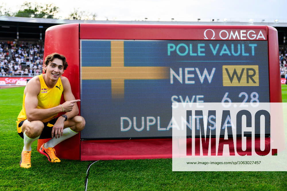 Armand Duplantis of Sweden celebrates after clearing 6,28 meters in the men s pole vault final and setting a new world record during Bauhaus galan, part of the Diamond League series, June 15, 2025 in Stockholm Photo Joel Marklund BILDBYRAN kod JM SH0634 bbeng friidrott athletics friidrett diamond league bauhaus galan stockholm jubel sverige