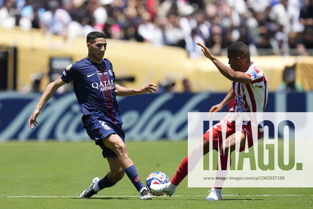 Paris Saint-Germain FC v Club Atletico de Madrid: Group B - FIFA Club World Cup 2025 PASADENA, CALIFORNIA - JUNE 15: Achraf Hakimi right-back of PSG and Morocco and Samuel Lino left winger of Atletico de Madrid and Brazil compete for the ball during the FIFA Club World Cup 2025 group B match between Paris Saint-Germain FC and Club Atletico de Madrid at Rose Bowl Stadium on June 15, 2025 in Pasadena, California. Jose Hernandez Anadolu California United States. Editorial use only. Please get in touch for any other usage.