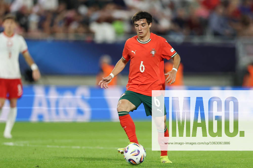 Diogo Nascimento of Portugal is seen in action during the UEFA UNDER21 Championship Slovakia 2025 match between Portugal and Poland at Stadion na Sihoti. FInal Score; Portugal 5:0 Poland. Trenczyn Slovakia - ZUMAs197 20250614_aab_s197_125