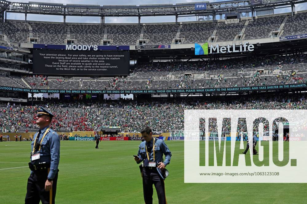 MetLife Stadium The match is stopped at 62 minutes due to the risk of a strong storm, during the match between Palmeiras and Al Ahly, for the 2nd round of group A of the 2025 FIFA Club World Cup, at MetLife Stadium this Thursday 19. 30761 (Heuler Andrey SPP)