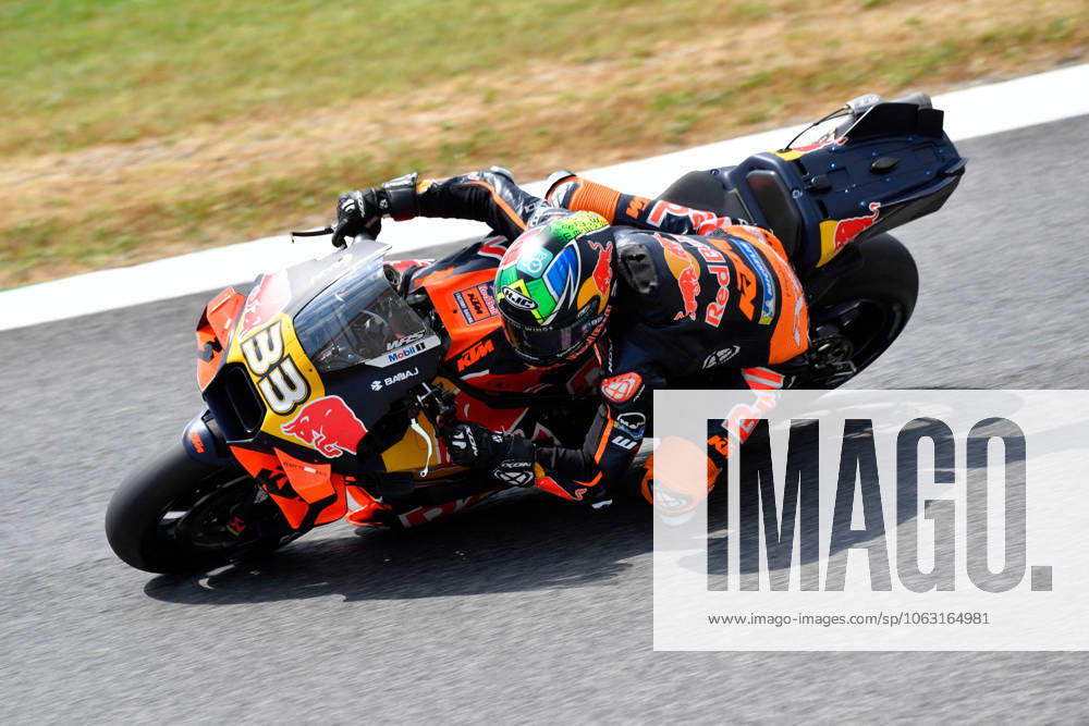 MOTORI - MotoGP - Gran Premio d Italia Brembo - Free Practice Brad Binder n33 South Africa Red Bull KTM Factory Racing during Gran Premio d Italia Brembo - Free Practice, MotoGP World Championship, WM, Weltmeisterschaft in Mugello, Italy, June 20 2025 Mugello Italy