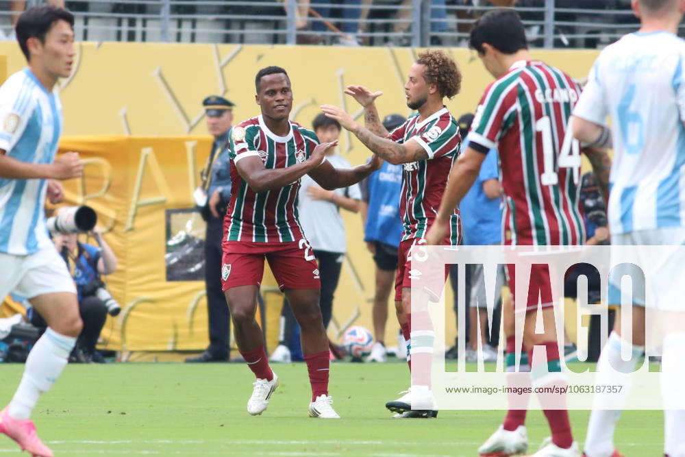 Fluminense FC v Ulsan HD FC - FIFA Club World Cup 2025 Jhon Arias 21 and Guga 23 of Fluminense FC celebrating after scoring a goal during the FIFA Club World Cup 2025 group F match between Brazil s Fluminense FC and South Korea s Ulsan HD FC at MetLife Stadium. Fluminense FC beats Ulsan Hyundai 4-2. on June 21, 2025 in East Rutherford, New Jersey. East Rutherford New Jersey United States