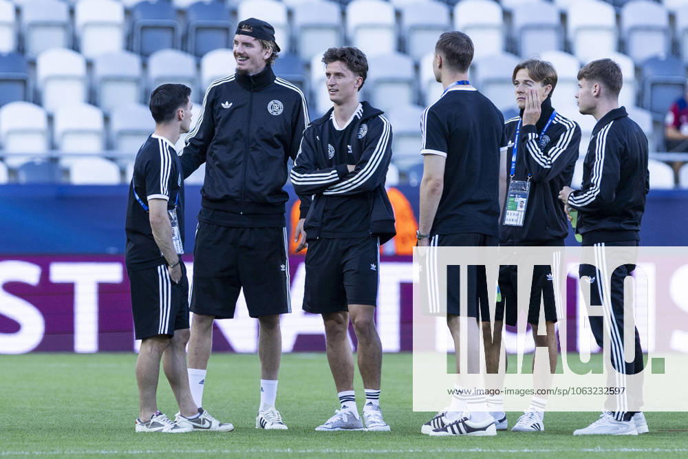 UEFA U21 European Championship, semi-final Germany France 25 06 2025 Paul Nebel Germany, 20 , Nick Woltemade Germany, 10 , Tim Oermann Germany, 14 , Tjark Ernst Germany, 12 , Caspar Jander Germany, 16 , Lukas Ullrich Germany, 13 at the UEFA U21 European Championship before the semi-final match Germany France, on 25 06 2025, Kosice Football Arena, Kosice, Slovakia