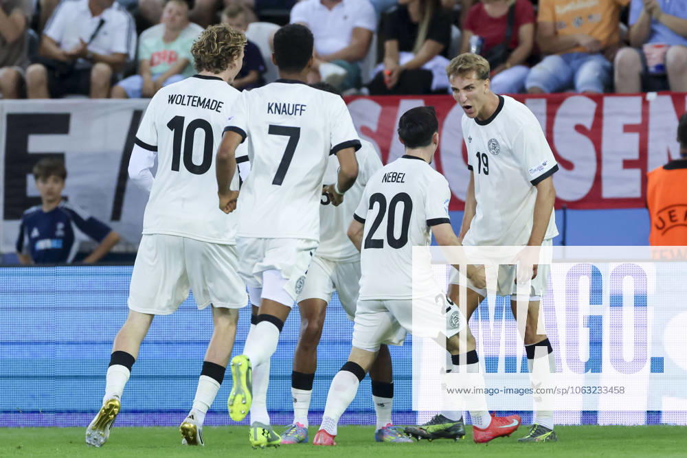 Nelson Weiper Germany celebrates his goal with teammates, UEFA European Under 21 Championship 2025 Semi Final, Germany v France, Koöice, Slovakia Photo by Marco Steinbrenner DeFodi Images Nelson Weiper Germany celebrates his goal with teammates, UEFA European Under 21 Championship 2025 Semi Final, Germany v France, Koöice, Slovakia Photo by Marco Steinbrenner DeFodi Images