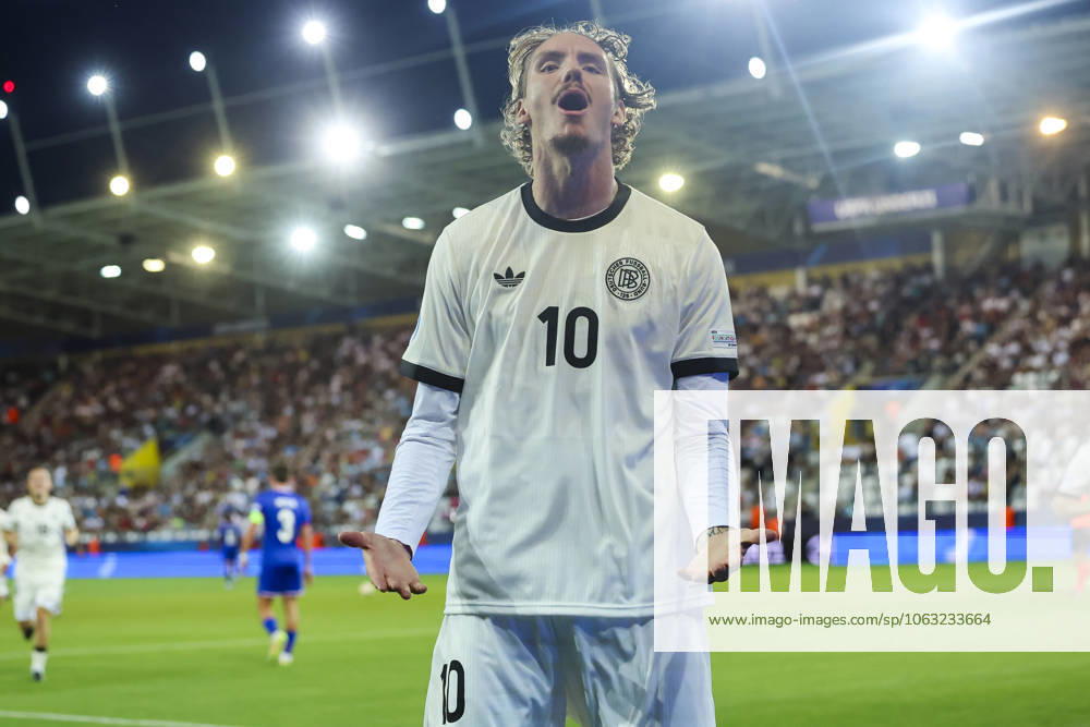 Nick Woltemade Germany celebrates after scoring his teams second goal, UEFA European Under 21 Championship 2025 Semi Final, Germany v France, Košicka futbalova arà na, June 25, 2025 in Košice, Slovakia Photo by Marco Steinbrenner DeFodi Images Nick Woltemade Germany celebrates after scoring his teams second goal, UEFA European Under 21 Championship 2025 Semi Final, Germany v France, Košicka futbalova arà na, June 25, 2025 in Košice, Slovakia Photo by Marco Steinbrenner DeFodi Images