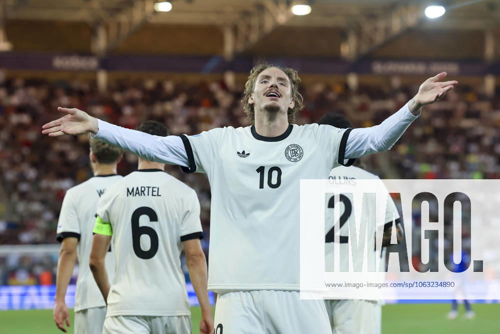 Nick Woltemade Germany celebrates after scoring his teams second goal, UEFA European Under 21 Championship 2025 Semi Final, Germany v France, Košicka futbalova arà na, June 25, 2025 in Košice, Slovakia Photo by Marco Steinbrenner DeFodi Images Nick Woltemade Germany celebrates after scoring his teams second goal, UEFA European Under 21 Championship 2025 Semi Final, Germany v France, Košicka futbalova arà na, June 25, 2025 in Košice, Slovakia Photo by Marco Steinbrenner DeFodi Images