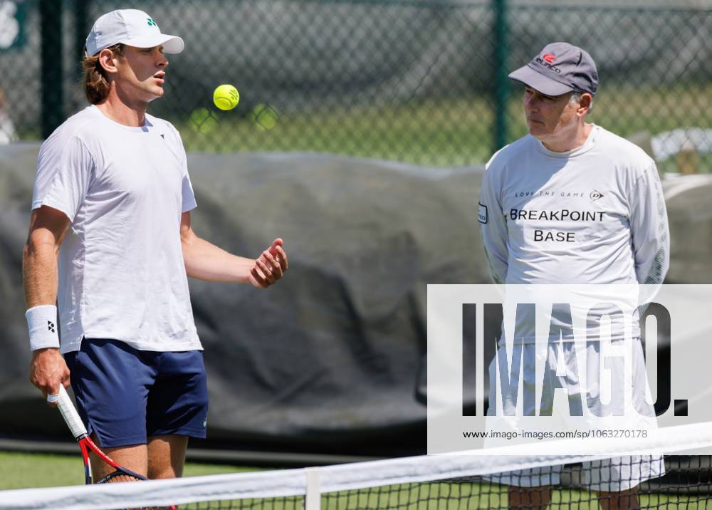 Belgian Zizou Bergs and his coach Jan De Witt pictured during a training session during the 2025 Wimbledon grand slam tennis tournament at the All England Tennis Club, in south-west London, Britain, Friday 27 June 2025. BENOITxDOPPAGNE x127948393x