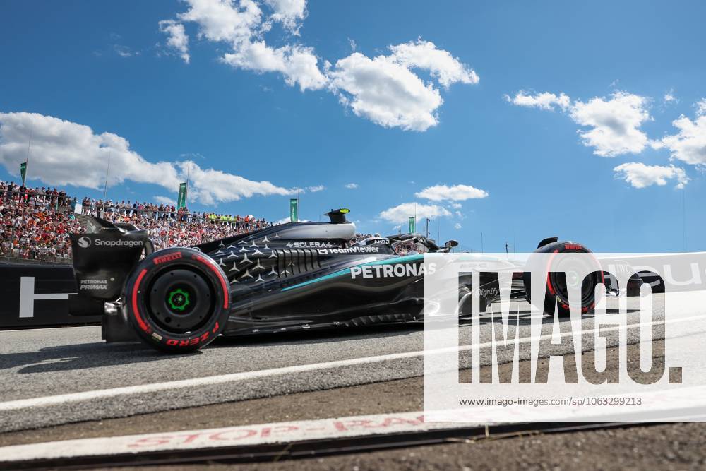 Kimi Antonelli Mercedes AMG Petronas 12 comes out of the pit lane, Qualifying, Grand Prix of Austria, Motorsport, Men, Formula 1, 28 06 2025 Spielberg Styria Austria