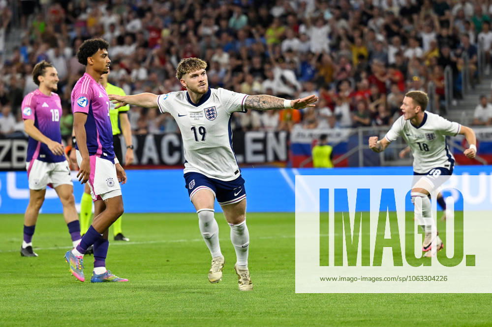 Bratislava, Narodny futbalovy stadion Tehelne Pole, 28 06 25, SVK, Herren, UEFA U21 Europameisterschaft, Finale, England Germany picture Harvey ELLIOTT England cheers after his goal to 1 0 UEFA regulations prohibit any use of photographs as image sequences and or quasi video Bratislava Slovakia