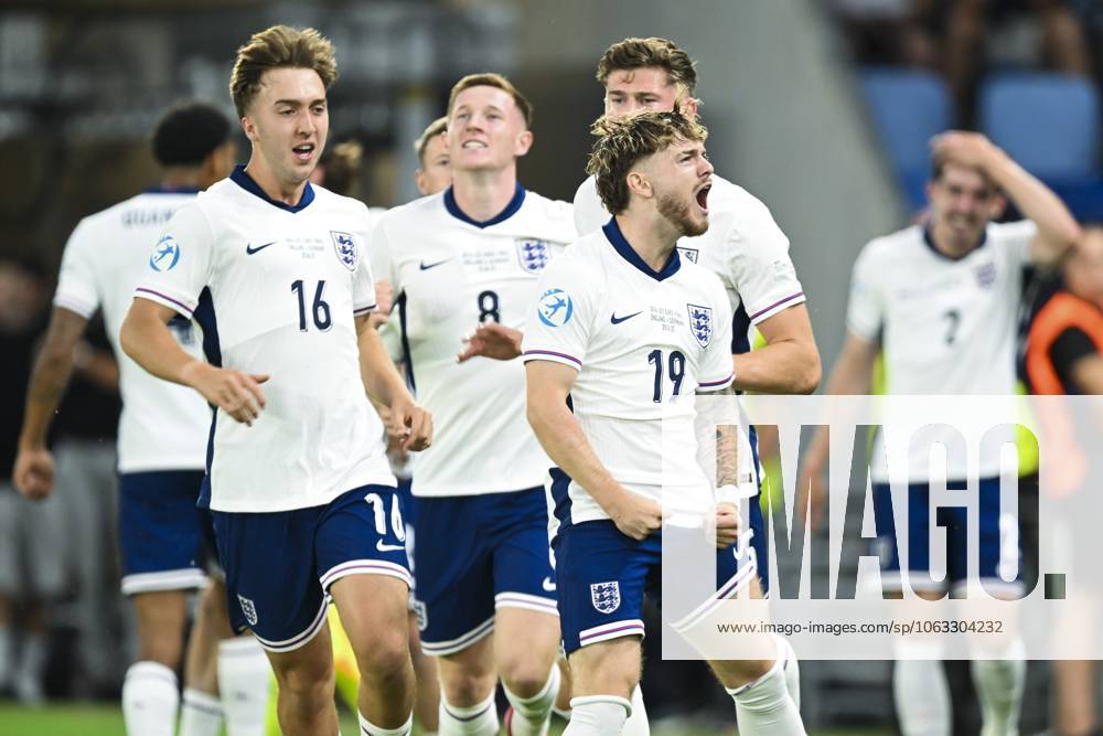 BRATISLAVA - Harvey Elliot of England U21, U 21 (r) cheers after scoring 1-0 at the National Football Stadium during the Under-21 European Championship, EM, Europameisterschaft final between Young England and Young Germany. ANP Hollandse Hoogte UEFA European Under-21 Championship 2025 Final 2024 25 ANPxSportx xGerritxvanxKeulenxIVx 530646642 originalFilename: 530646642