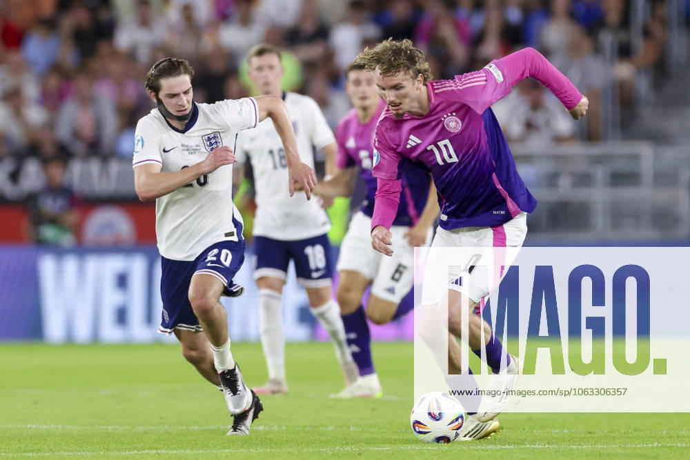Alex Scott England and Nick Woltemade Germany battle for the ball, UEFA European Under 21 Championship 2025 Final, England v Germany Final, National Football Stadium on June 28, 2025 in Bratislava, Slovakia Photo by Marco Steinbrenner DeFodi Images Alex Scott England and Nick Woltemade Germany battle for the ball, UEFA European Under 21 Championship 2025 Final, England v Germany Final, National Football Stadium, June 28, 2025 in Bratislava, Slovakia Photo by Marco Steinbrenner DeFodi Images