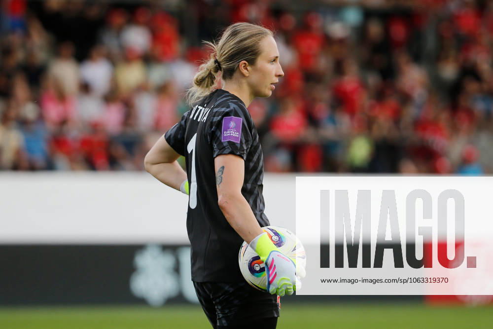 Women Switzerland Czech Republic Goalkeeper Barbora Votikova Czech Republic 26 06 2025 Winterthur, SWITZERLAND, Soccer Women Friendly Switzerland Czech Republic Goalkeeper Barbora Votikova Czech Republic