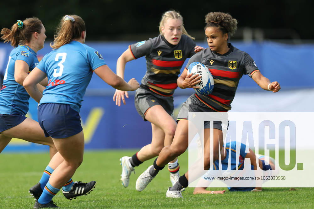 European Rugby Championship 2025, Tournament 2 in Hamburg Julia Braun Germany, 5 tries to fend off the attacks of the players from Belgium In the background Lara Bürger Germany, 22 tries to support her Final day of the European Championships in Olympic Sevens Rugby from June 27 to 29, 2025 in Hamburg , Hamburg Germany Sportpark Steinwiesenweg