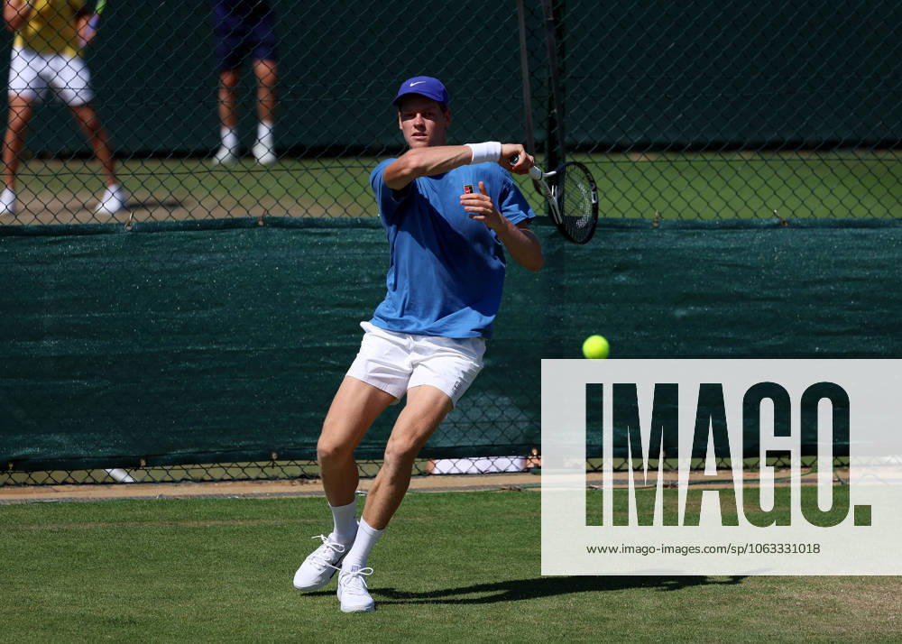 29th June 2025; All England Lawn Tennis and Croquet Club, London, England; Wimbledon Tennis Tournament, Practice Day; Jannik Sinner (ITA) practising on the Aorangi courts ActionPlus12806787 JohnxPatrickxFletcher