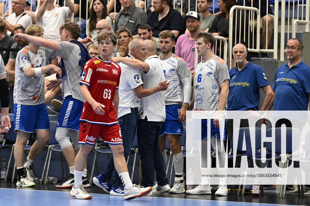 GER, 2 HBL, Wiederholungsspiel, Tusem Essen vs Dessau Rosslauer HV 06 29 6 2025 Essen, Sporthalle am Hallo, GER, 2 HBL, Wiederholungsspiel, Tusem Essen vs Dessau Rosslauer HV 06 2 HBL regulations prohibit any use of photographs as image sequences and or quasi video in image embrace NordphotoxGmbHx xFreund nph00018