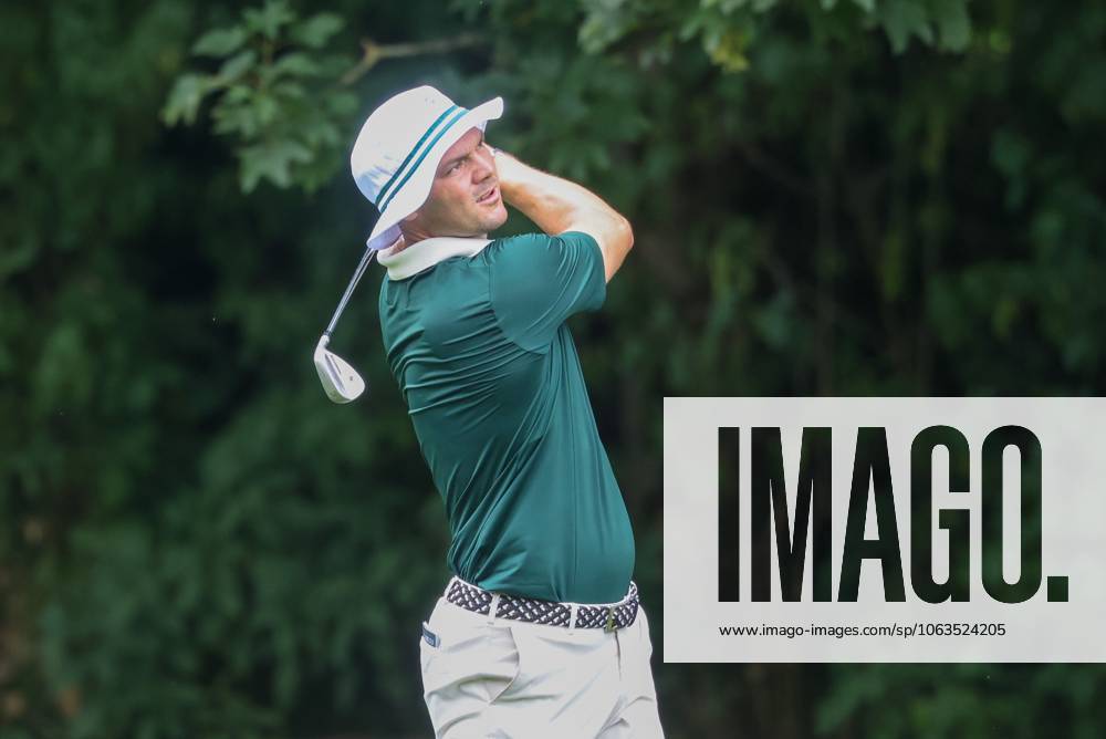 Martin Kaymer GER on the fairway, 36 BMW International Open 2025, Golf, DP World Tour, Men, Round 1, 03 07 2025 Eichenried Bayern Germany
