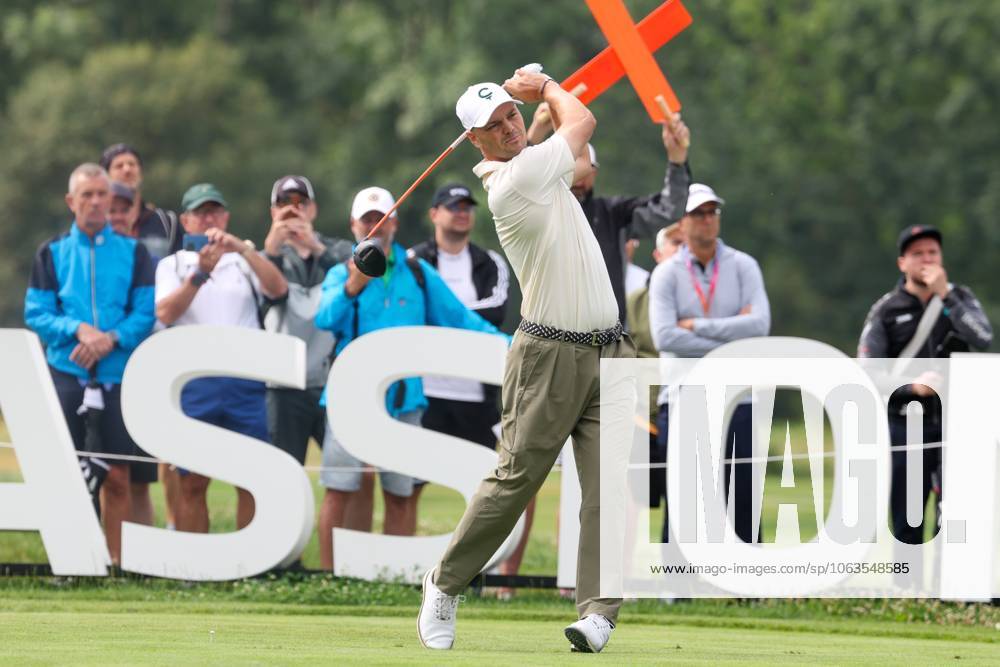 Martin Kaymer GER on the tee,Tee, 36 BMW International Open 2025, Golf, DP World Tour, Men, Round 2, 04 07 2025 Eichenried Bayern Germany