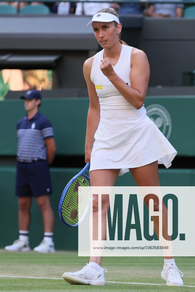 Belgian Elise Mertens reacts during a tennis match against Ukrainian Svitolina, in the third round of the women s singles at the 2025 Wimbledon grand slam tournament, Friday 04 July 2025 at the All England Tennis Club, in South-West London, Britain. BENOITxDOPPAGNE x128429686x