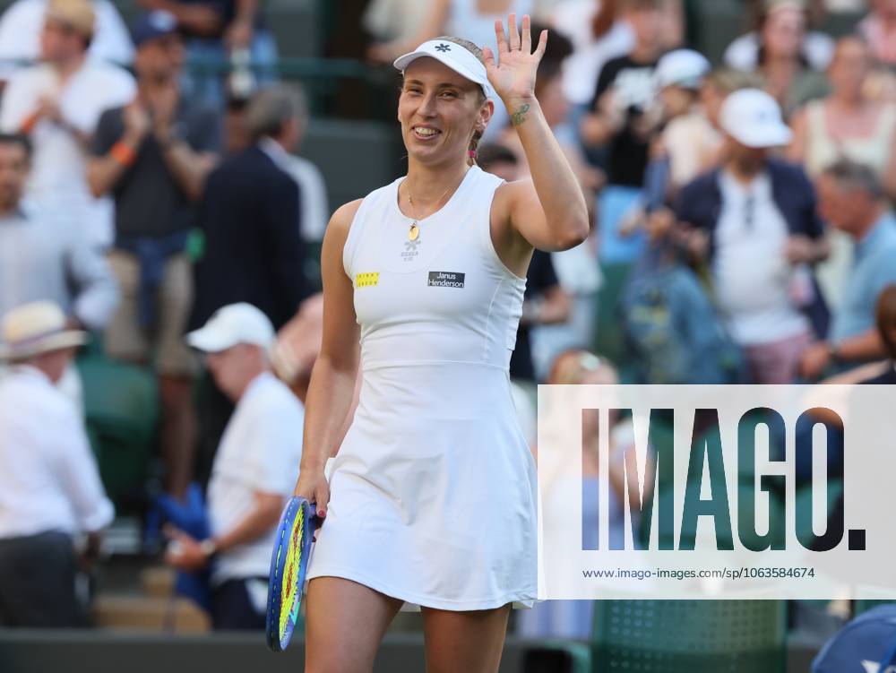 Belgian Elise Mertens reacts during a tennis match against Ukrainian Svitolina, in the third round of the women s singles at the 2025 Wimbledon grand slam tournament, Friday 04 July 2025 at the All England Tennis Club, in South-West London, Britain. BENOITxDOPPAGNE x128429976x