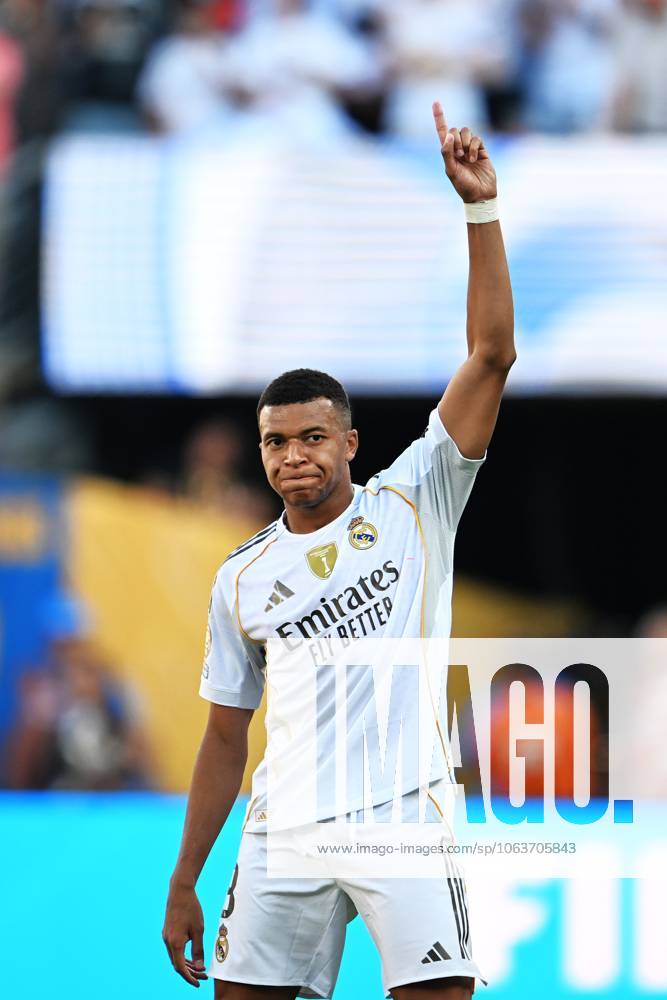 (250706) -- NEW JERSEY, July 6, 2025 -- Kylian Mbappe of Real Madrid celebrates a goal during the quarterfinal match between Real Madrid (Spain) and Borussia Dortmund (Germany) at the FIFA Club World Cup 2025 in New Jersey, the United States, July 5, 2025. ) (SP)U.S.-NEW JERSEY-FOOTBALL-FIFA CLUB WORLD CUP-QUARTERFINALS-REAL MADRID VS BORUSSIA DORTMUND WuxXiaoling