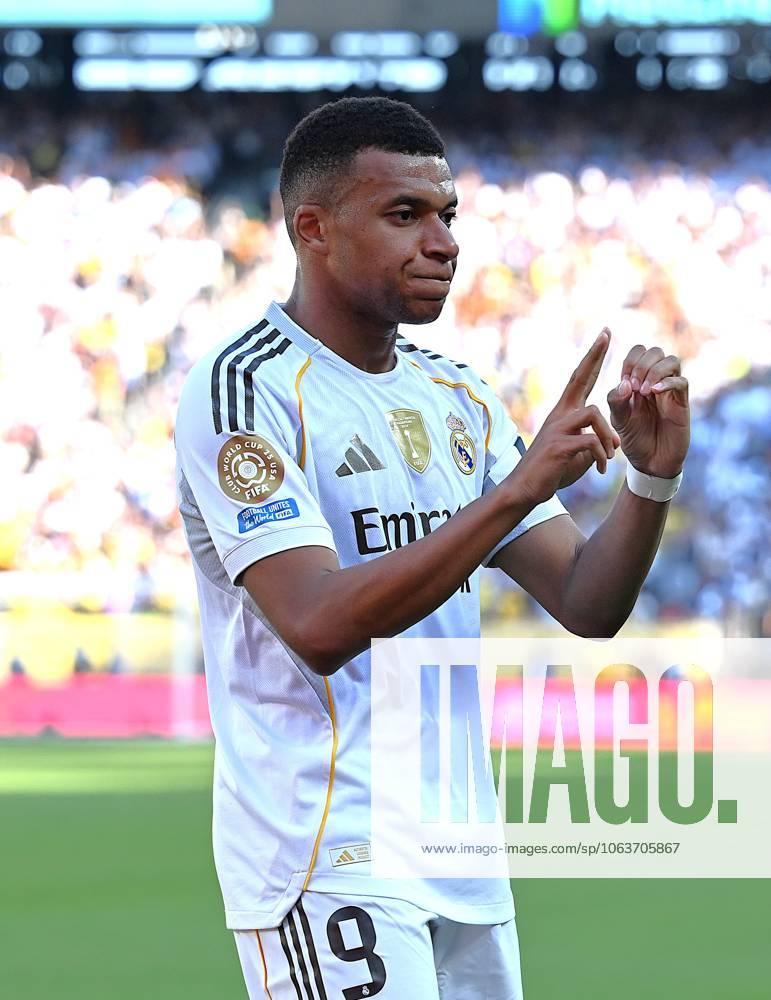 (250706) -- NEW JERSEY, July 6, 2025 -- Kylian Mbappe of Real Madrid celebrates a goal during the quarterfinal match between Real Madrid (Spain) and Borussia Dortmund (Germany) at the FIFA Club World Cup 2025 in New Jersey, the United States, July 5, 2025. ) (SP)U.S.-NEW JERSEY-FOOTBALL-FIFA CLUB WORLD CUP-QUARTERFINALS-REAL MADRID VS BORUSSIA DORTMUND WuxXiaoling
