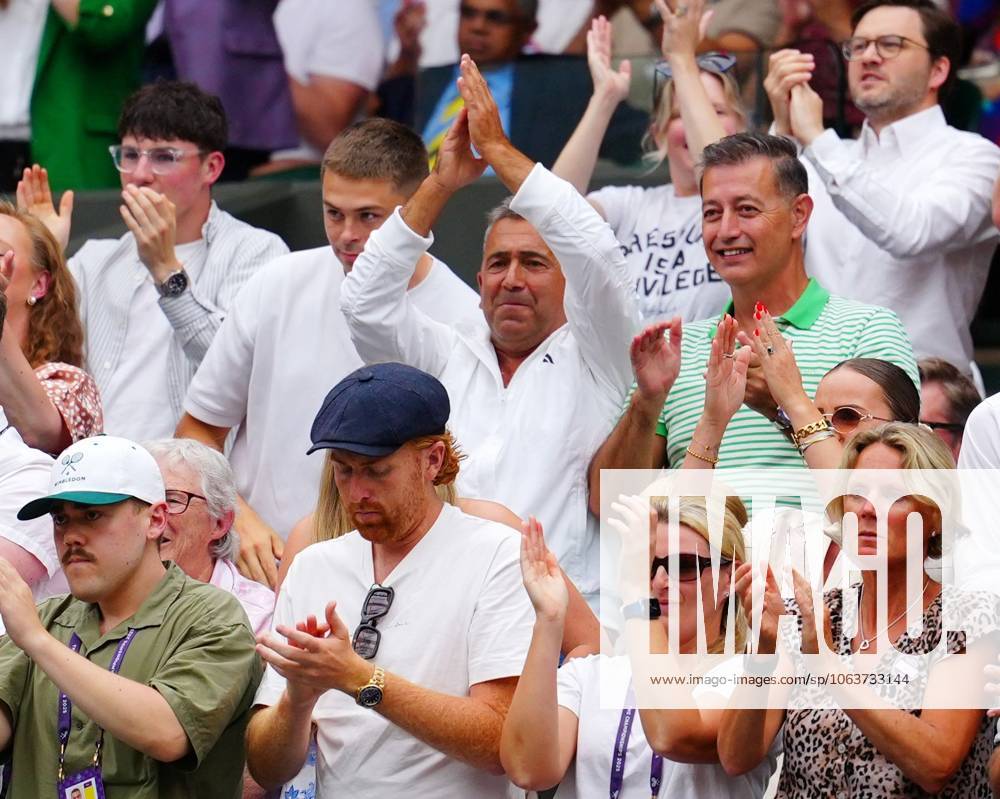 The father of Sonay Kartal during her fourth round match Wimbledon Tennis Championships, Day 7, The All England Lawn Tennis and Croquet Club, London, UK - 06 Jul 2025London The All England Lawn Tennis and United Kingdom