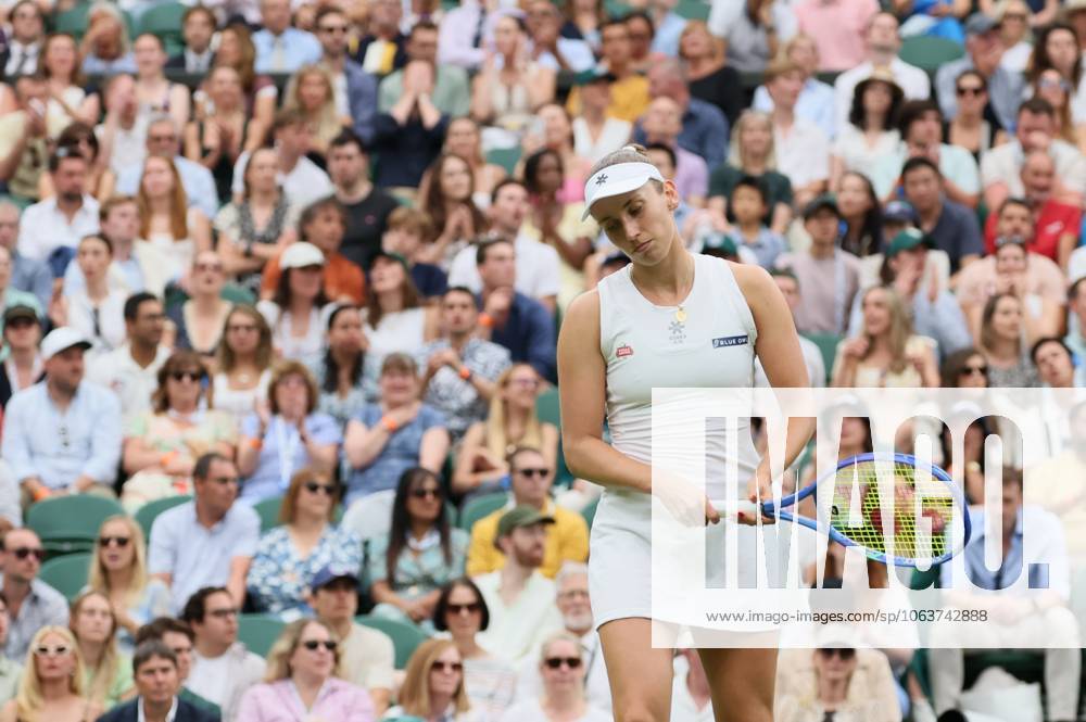 Belgian Elise Mertens reacts during a tennis match against Belarusian Sabalenka, in the round of 16 of the women s singles at the 2025 Wimbledon grand slam tournament, Sunday 06 July 2025 at the All England Tennis Club, in South-West London, Britain. BENOITxDOPPAGNE x128549406x