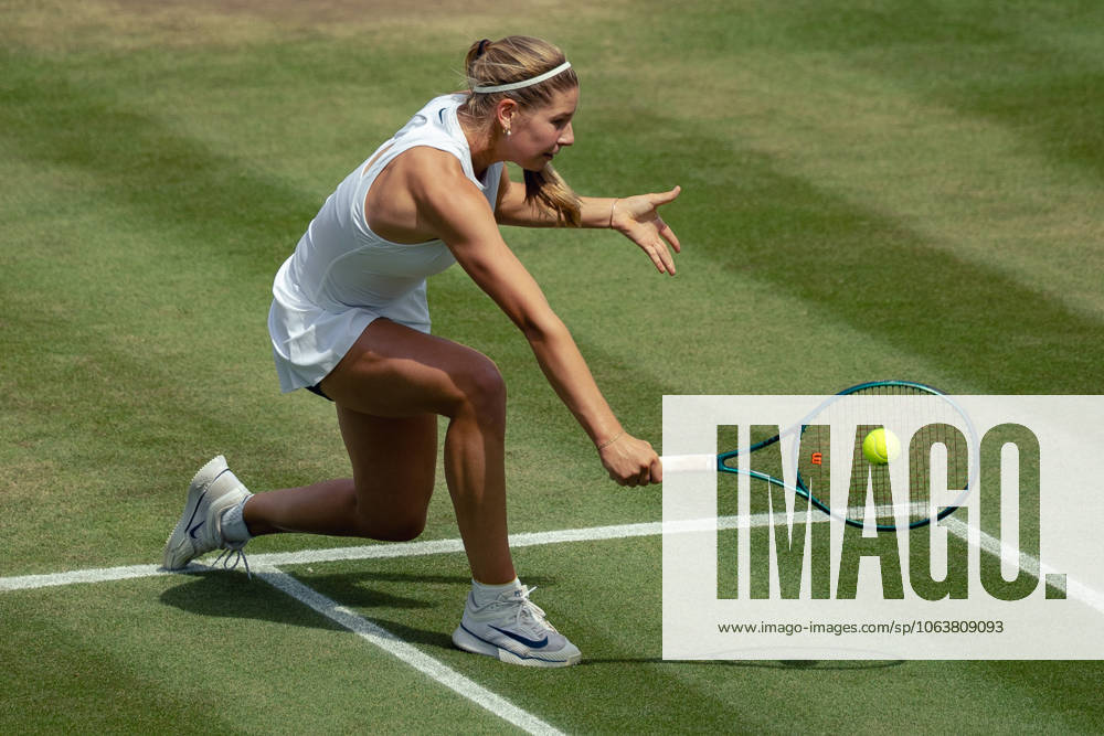 Wimbledon Championships 2025 07 Jul 2025 Hannah Klugman in action at the Wimbledon Championships 2025 AELTC London Church Road, Wimbledon, London, United Kingdom Wimbledon England, UK NEWSPAPERS OUT