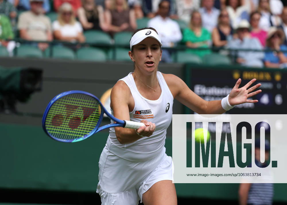 7th July 2025; All England Lawn Tennis and Croquet Club, London, England; Wimbledon Tennis Tournament, Day 8; Belinda Bencic (SUI) with a forehand shot to Ekaterina Alexandrova (RUS) ActionPlus12811200 JohnxPatrickxFletcher