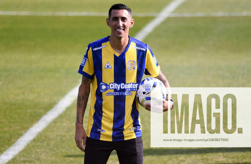 ANGEL DI MARIAS PRESENTATION AT ROSARIO CENTRAL
