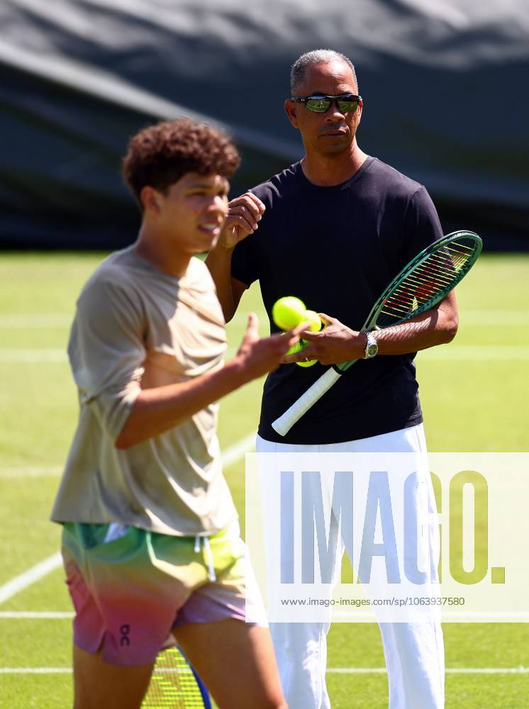 Ben Shelton and father Bryan Shelton on the practice courts Wimbledon Tennis Championships, Day 10, The All England Lawn Tennis and Croquet Club, London, UK - 09 Jul 2025London The All England Lawn Tennis and United Kingdom