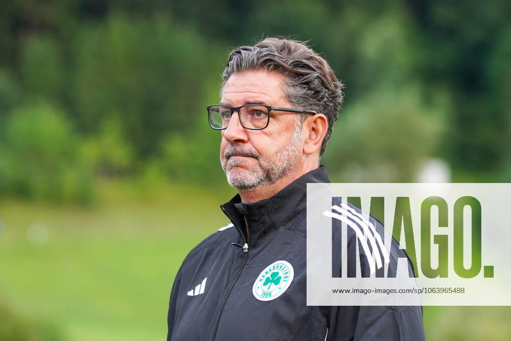 FC Schalke 04 training camp Neustift im Stubaital test match 09 07 2025 FC Schalke 04 vs Panathinaikos Athens Silberstadt Arena Schwaz, Austria Coach Rui Vitoria Panathinaikos
