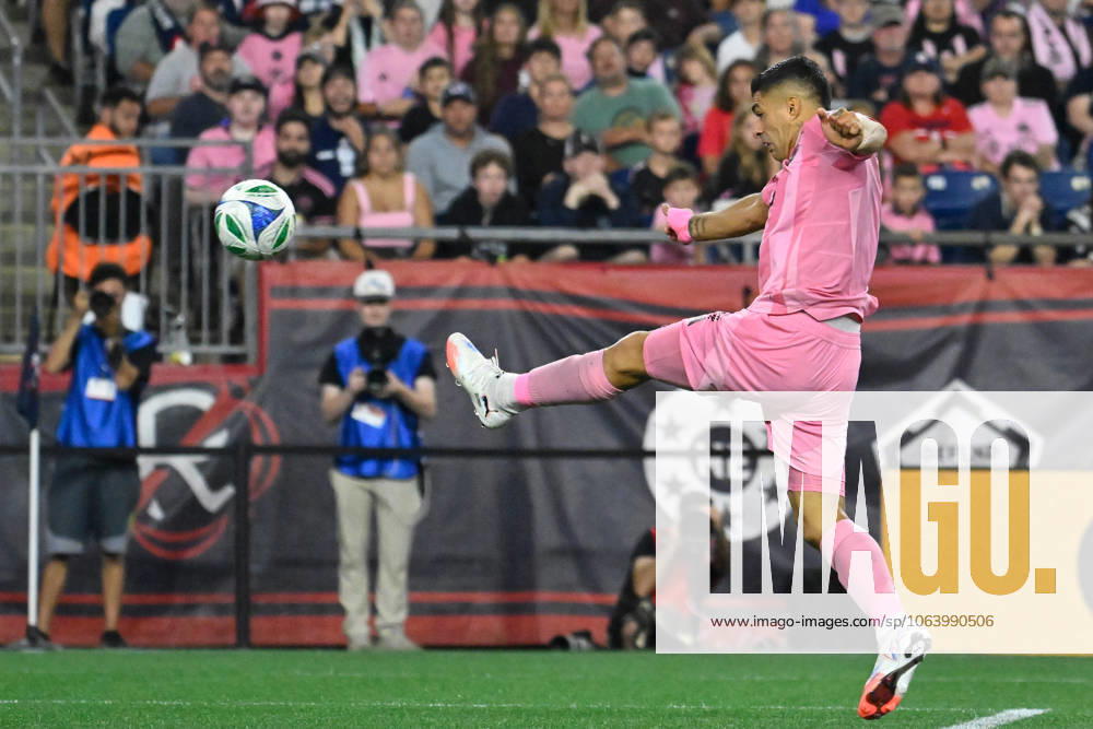 Foxborough, Massachusetts, USA; Inter Miami forward Luis Suarez (9) shoots the ball against the New England Revolution during the second half at Gillette Stadium. CSM Foxborough USA - ZUMAc04_ 20250709_zma_c04_102
