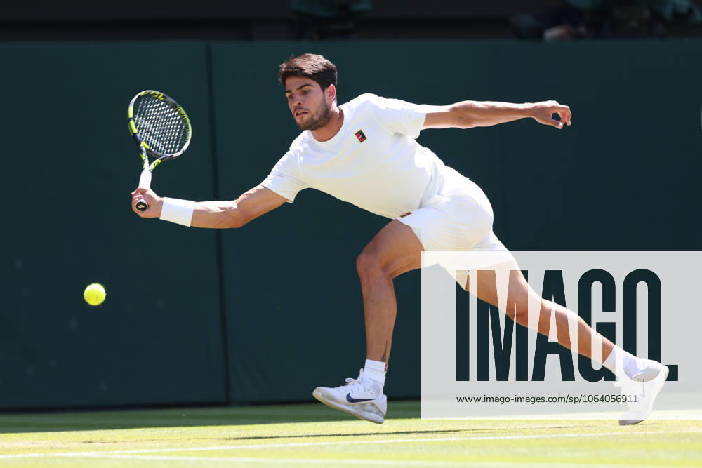 Carlos Alcaraz ESP , Mens Singles, Gentlemen s Singles Tennis Wimbledon 2025 Grand Slam ITF ATP WTA AELTC London Great Britain 11 July 2025