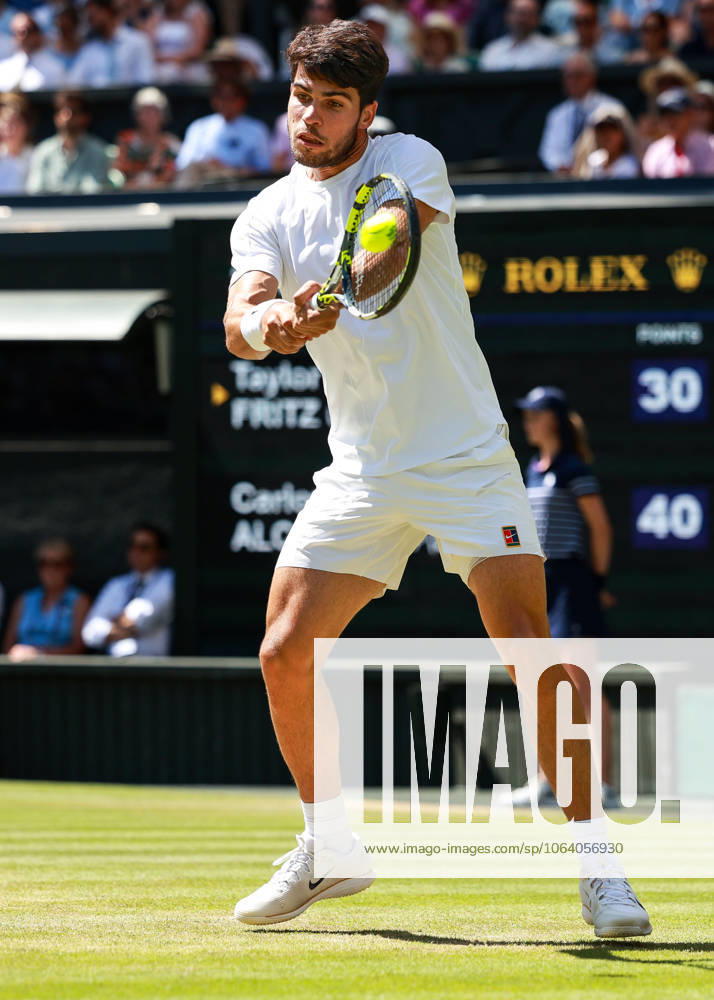 Carlos Alcaraz ESP, Mens Singles, Gentlemen s Singles Tennis Wimbledon 2025 Grand Slam ITF ATP WTA AELTC London Great Britain 11 July 2025 Carlos Alcaraz ESP , Mens Singles, Gentlemen s Singles Tennis Wimbledon 2025 Grand Slam ITF ATP WTA AELTC London Great Britain 11 July 2025