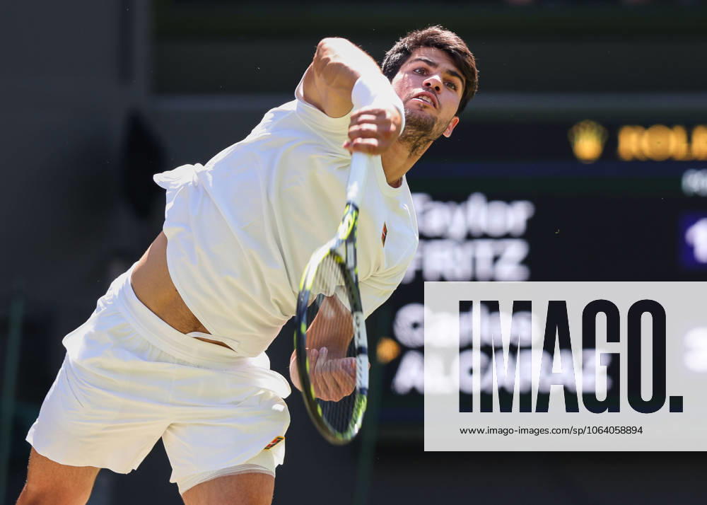 Carlos Alcaraz ESP , Mens Singles, Gentlemen s Singles Tennis Wimbledon 2025 Grand Slam ITF ATP WTA AELTC London Great Britain 11 July 2025