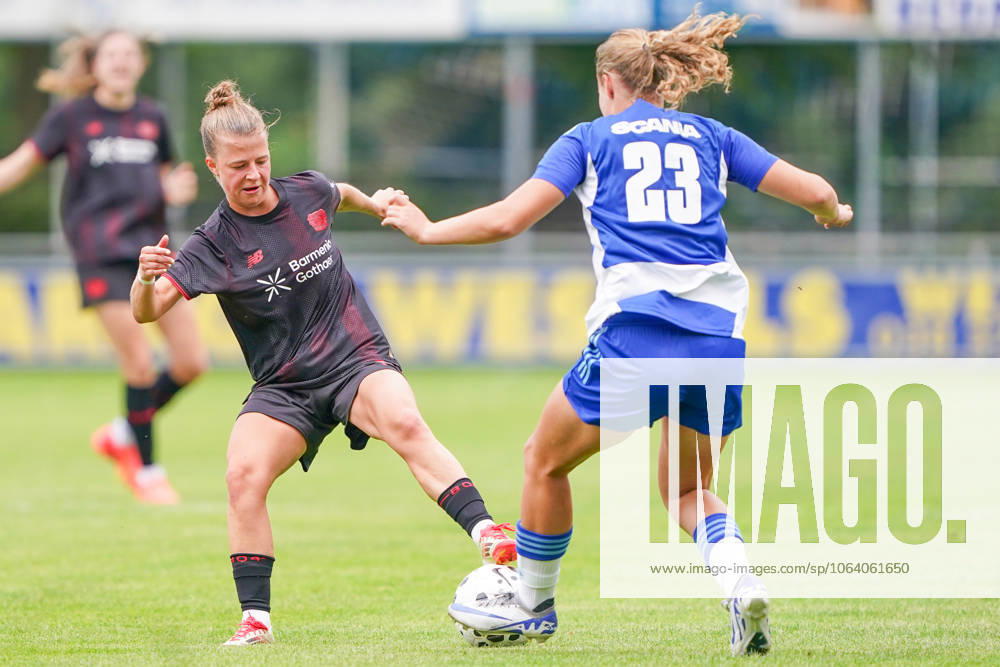 2025-07-11 PEC Zwolle Women v Bayer Leverkusen Women - Pre-season friendly WEZEP, NETHERLANDS - JULY 11: Kristin Kogel of Bayer Leverkusen 04, Inske Weiman of PEC Zwolle during the Pre-season friendly match between PEC Zwolle Women and Bayer Leverkusen Women at Sportpark Mulderssingel on July 11, 2025 in Wezep, Netherlands. Wezep Sportpark Mulderssingel Netherlands Content not available for redistribution in The Netherlands directly or indirectly through any third parties.