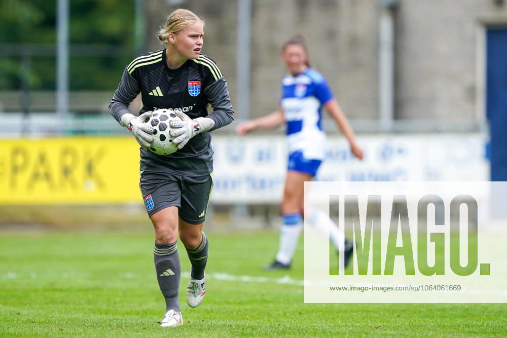 2025-07-11 PEC Zwolle Women v Bayer Leverkusen Women - Pre-season friendly WEZEP, NETHERLANDS - JULY 11: Noa Tissingh of PEC Zwolle during the Pre-season friendly match between PEC Zwolle Women and Bayer Leverkusen Women at Sportpark Mulderssingel on July 11, 2025 in Wezep, Netherlands. Wezep Sportpark Mulderssingel Netherlands Content not available for redistribution in The Netherlands directly or indirectly through any third parties.