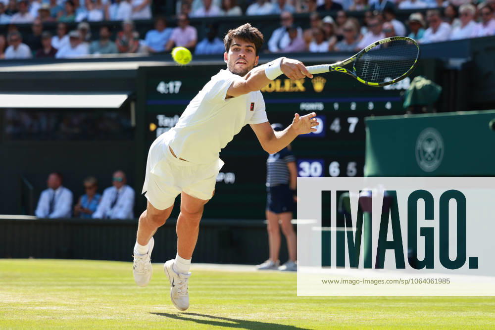 Carlos Alcaraz ESP , Mens Singles, Gentlemen s Singles Tennis Wimbledon 2025 Grand Slam ITF ATP WTA AELTC London Great Britain 11 July 2025