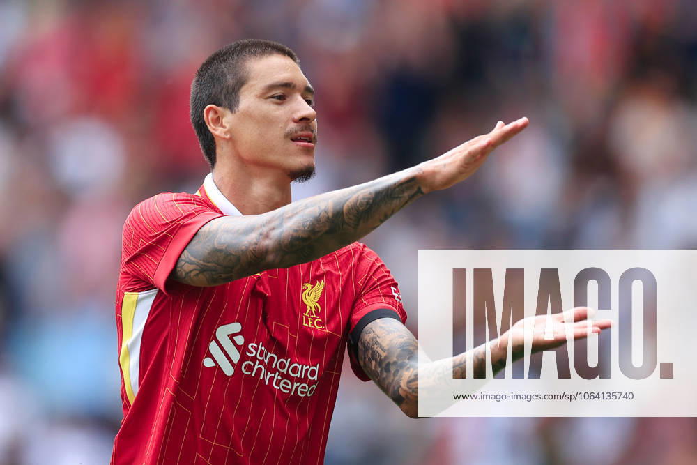 Fußball Vorsaison-Freundschaftsspiel Preston North End gegen Liverpool 13. Juli 2025 Vorsaison-Freundschaftsspiel Preston North End gegen Liverpool Darwin Nunez von Liverpool jubelt Foto Simon Stacpoole Abseits Preston UK