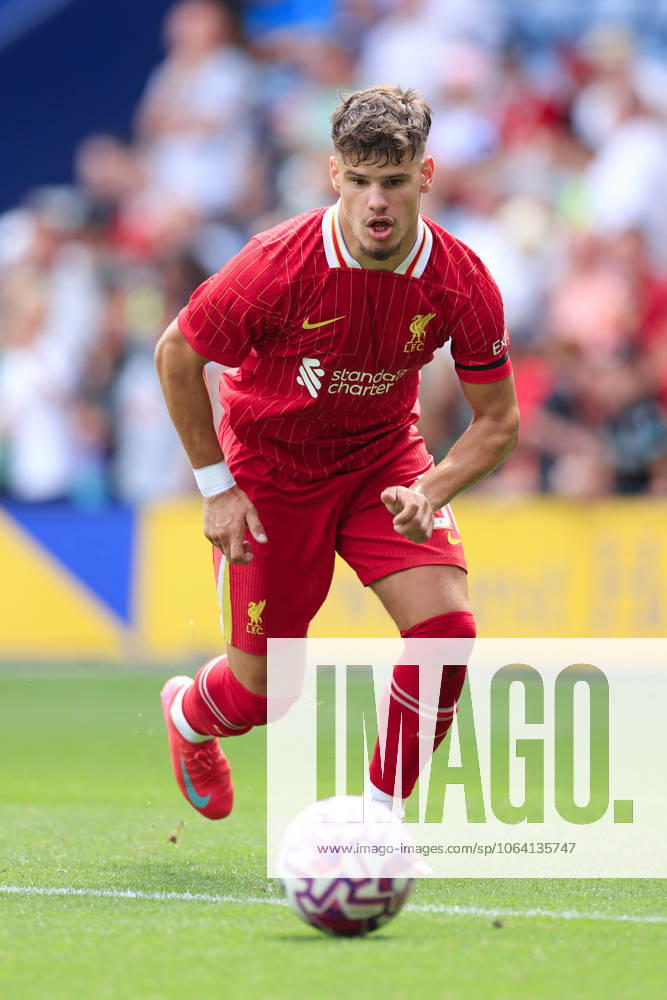 Fußball Vorsaison-Freundschaftsspiel Preston North End gegen Liverpool 13. Juli 2025 Vorsaison-Freundschaftsspiel Preston North End gegen Liverpool Milos Kerkez von Liverpool Foto Simon Stacpoole Abseits Preston UK