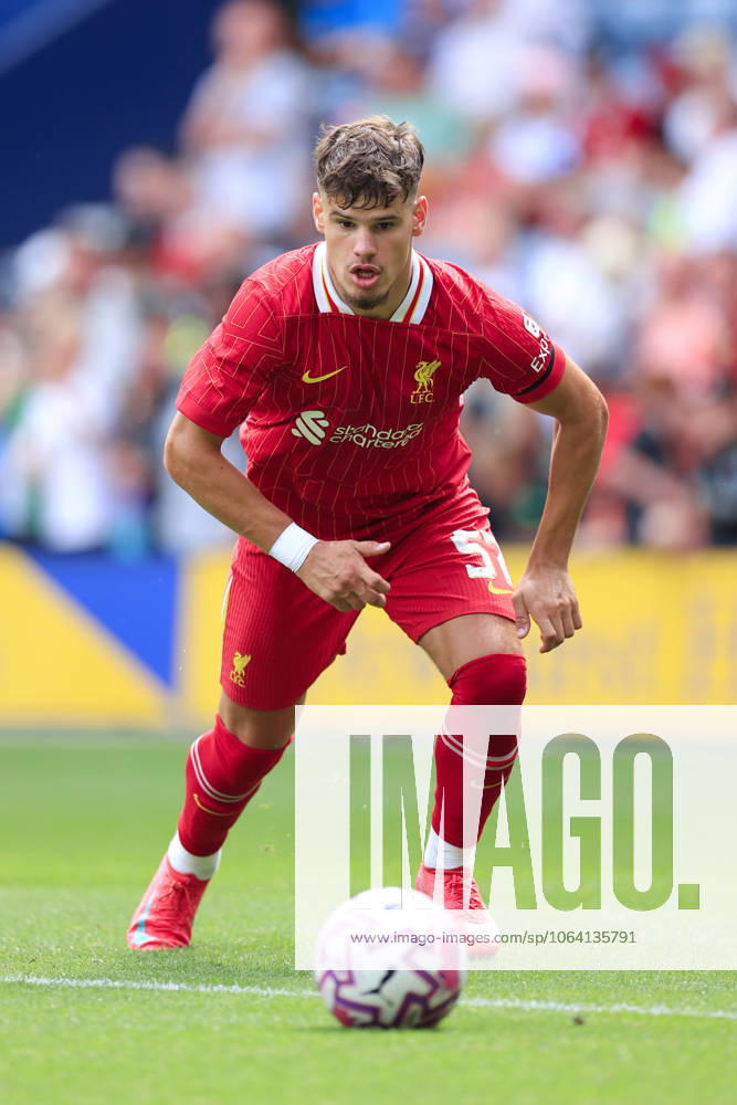 Fußball Vorsaison-Freundschaftsspiel Preston North End gegen Liverpool 13. Juli 2025 Vorsaison-Freundschaftsspiel Preston North End gegen Liverpool Milos Kerkez von Liverpool Foto Simon Stacpoole Abseits Preston UK