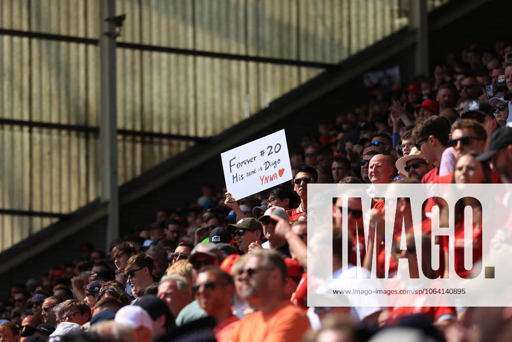 Fußball Freundschaftsspiel vor der Saison Preston North End gegen Liverpool 13. Juli 2025 Freundschaftsspiel vor der Saison Preston North End gegen Liverpool Gedenken an den ehemaligen Liverpooler Spieler Diogo Jota und seinen kürzlich verstorbenen Bruder Andre Silva Foto Simon Stacpoole Offside Preston UK