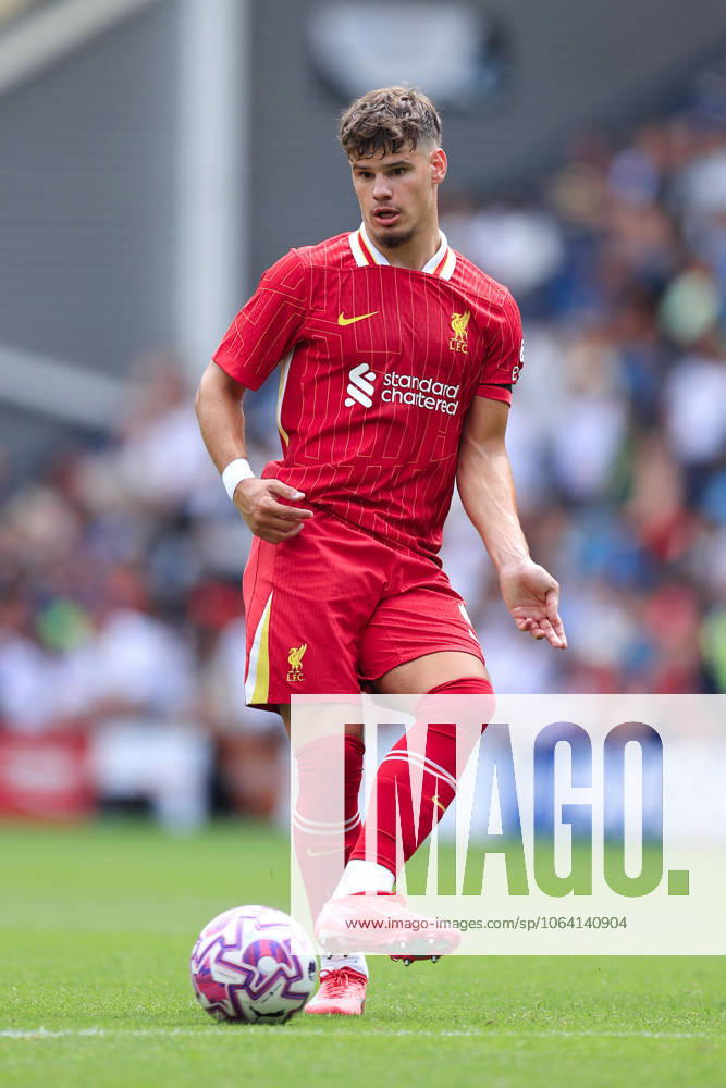 Fußball Vorsaison-Freundschaftsspiel Preston North End gegen Liverpool 13. Juli 2025 Vorsaison-Freundschaftsspiel Preston North End gegen Liverpool Milos Kerkez von Liverpool Foto Simon Stacpoole Abseits Preston UK