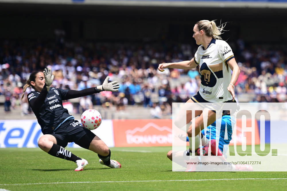 LIGA BBVA MX FEMENIL 2025 LIGA BBVA MX FEMENIL 2025 PUMAS UNAM VS RAYADAS DE MONTERREY 13072025 MEXICO CITY, MEXICO Photo of Ana Paz, goalkeeper of Rayadas Monterrey L and Angelina Hix of Pumas UNAM R , during Liga BBVA MX femenil week 1 game of the 2025 Apertura Tournament, held at the Ciudad Universitaria Stadium of Mexico City Photo of Ana Paz, goalkeeper of Rayadas de Monterrey I and Angelina Hix of Pumas UNAM D , during week 1 game of the Liga BBVA MX femenil week 1 game of the 2025 Apertura Tournament, held at the Ciudad Universitaria Stadium of Mexico City PHOTO BY IMAGENSHOP AGENCIA DE FOTOGRAFIA MEXICO CITY MEXICO CITY MEXICO CITY MEXICO