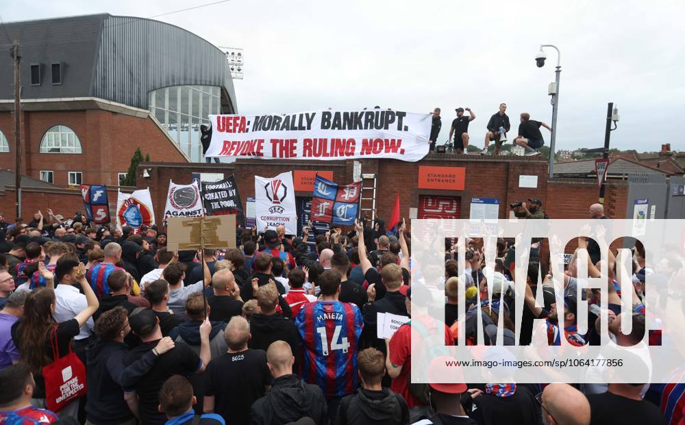 . - Crystal Palace Fans Protest Against UEFA, Selhurst Park Stadium, London, England. - 15th July 2025. (C) Daniel Weir Crystal Pix Crystal Palace FC fans protesting on a march to Selhurst Park Stadium against UEFA decision to demote Crystal Palace FC from the UEFA Europa League to the UEFA Europa Conference League. Crystal Palace have been demoted due to breaching Multi Club Ownership rules MCO with former Crystal Palace Co Owner John Textor & Eagle Football Holdings joint ownership with Crystal Palace FC & Olympique Lyonnais & both teams qualifying for UEFA Europa League 2025 2026. - Crystal Palace Fans Protest Against UEFA, Selhurst Park Stadium, London, England. - 15th July 2025. (C) Daniel Weir Crystal Pix London Selhurst Park Stadium United Kingdom