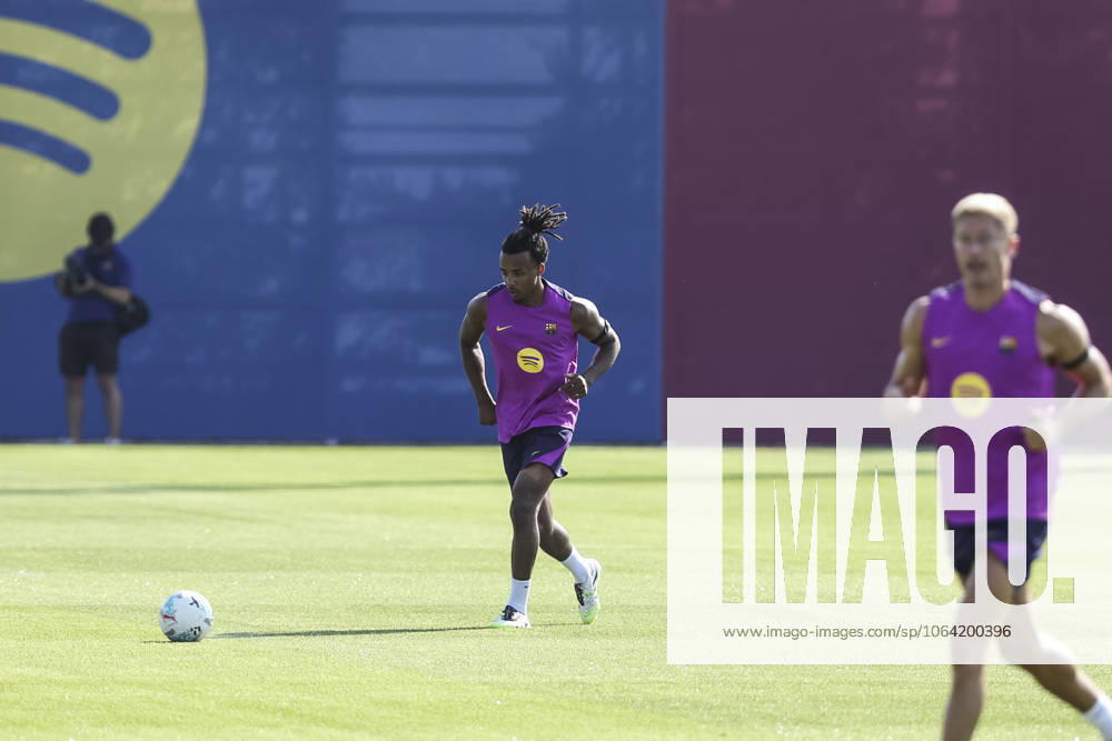 Jules Kounde during FC Barcelona, Barca preseason training day at the Ciudad Esportiva Joan Gamper on July 17, 2025 in Sant Joan Despi, Barcelona, Spain. Sant Joan Despi SPAIN - ZUMAa181 20250717_zaa_a181_028