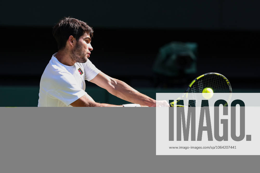 Carlos Alcaraz ESP , Mens Singles, Gentlemen s Singles Tennis Wimbledon 2025 Grand Slam ITF ATP WTA AELTC London Great Britain 11 July 2025