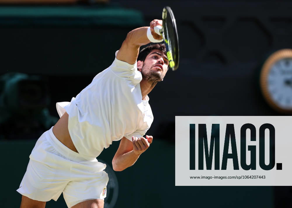 Carlos Alcaraz ESP , Mens Singles, Gentlemen s Singles Tennis Wimbledon 2025 Grand Slam ITF ATP WTA AELTC London Great Britain 11 July 2025